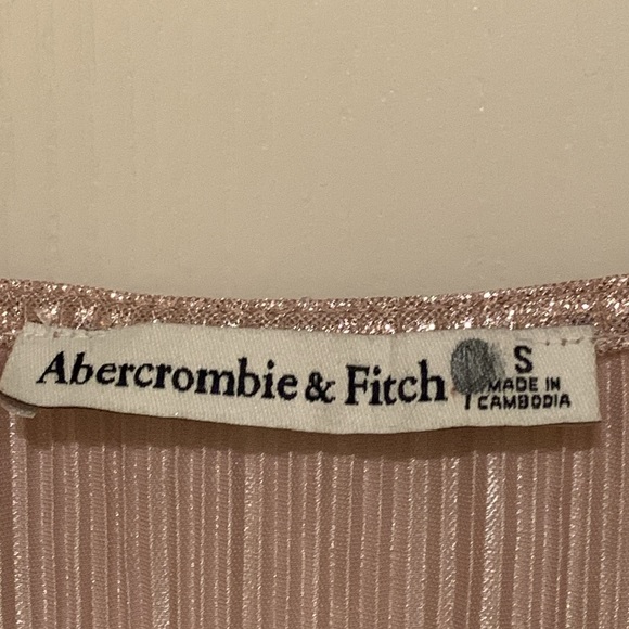 Abercrombie and Fitch Metallic Rose Gold Pleated Wrap Top Blouse Size Small used - Picture 4 of 15